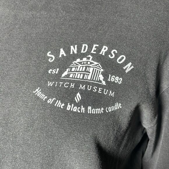 3/$20 Sanderson Sister Museum Long Sleeve Tee From the Movie Hocus Pocus (Small) - Picture 5 of 7